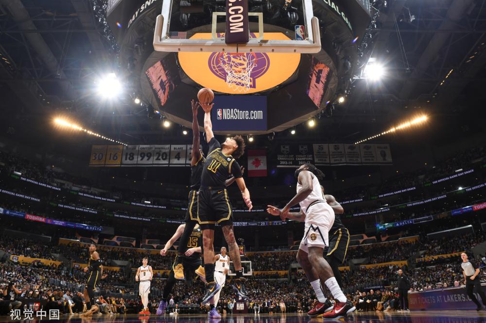 8年夺冠 8年夺冠